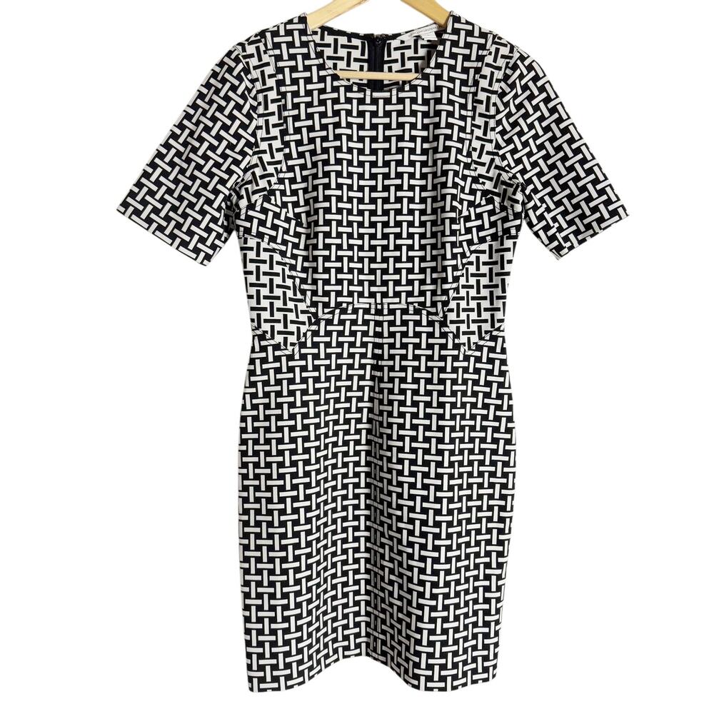 Diane von Furstenberg Black White Geometric Print Short Sleeve Sheath Dress Sz 8